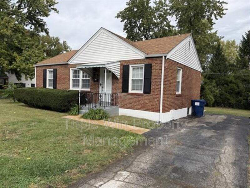 1150 S New Florissant Rd - Photo 3 of 30