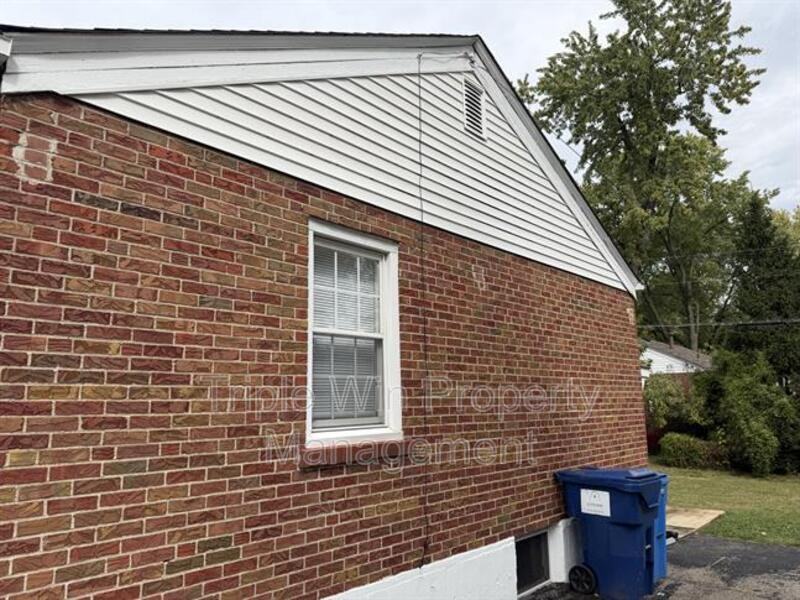 1150 S New Florissant Rd - Photo 4 of 30