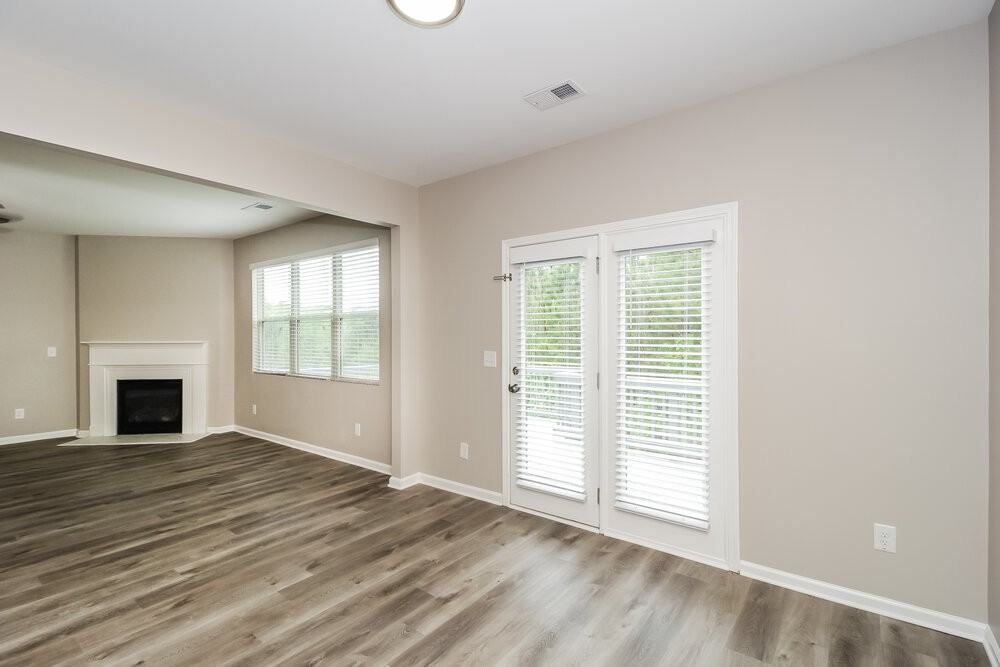 55 Anna Marie Ct - Photo 6 of 18