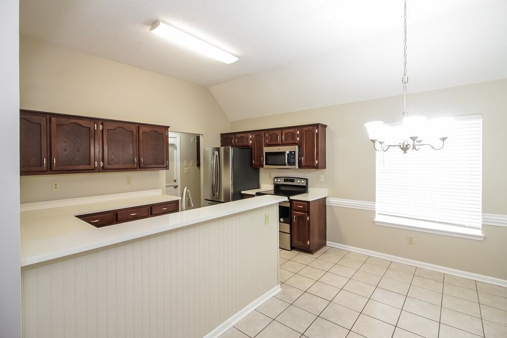 5454 Alexandria Ln - Photo 6 of 16