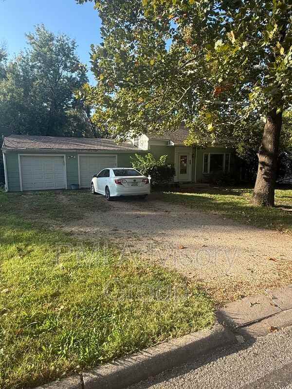 4309 Sw Stratford Rd - Photo 2 of 14