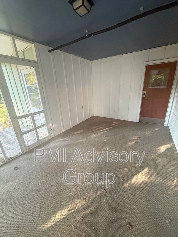 4309 Sw Stratford Rd - Photo 3 of 14