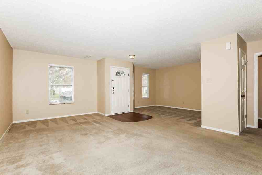12219 Maize Dr - Photo 6 of 16