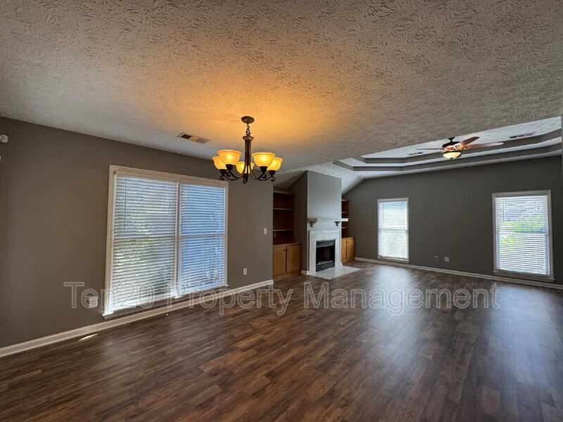 7124 Vinings Ct - Photo 4 of 28