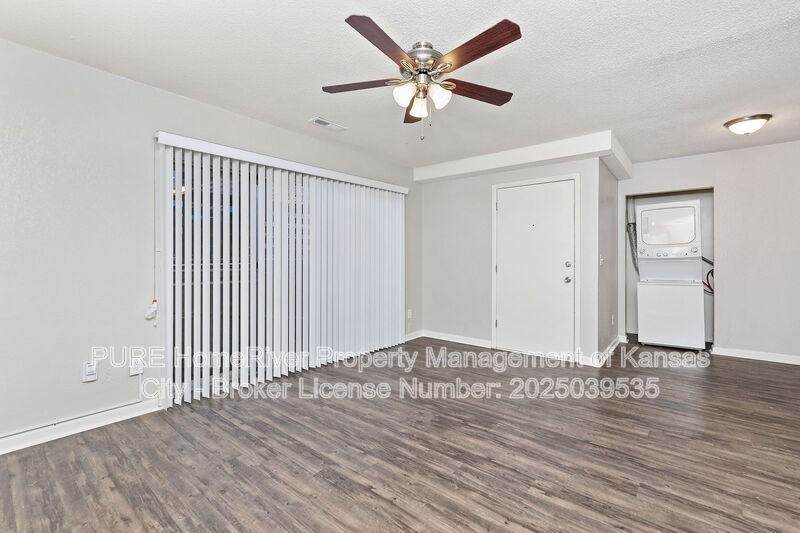 3702 Warwick Blvd #8 - Photo 4 of 8