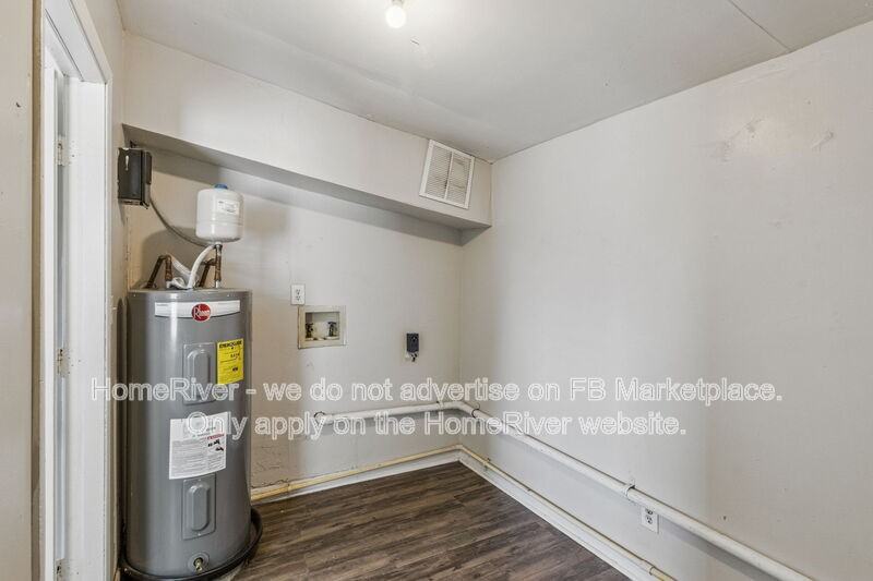 712 Clayton St - Photo 2 of 36