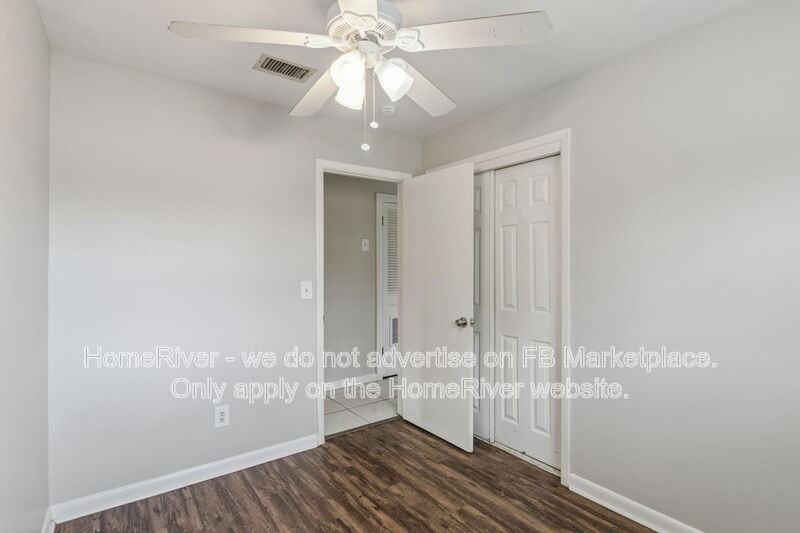 712 Clayton St - Photo 6 of 36