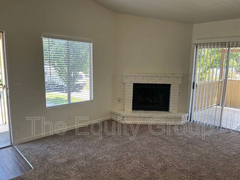 4054 W Meadow Ave - Photo 3 of 11