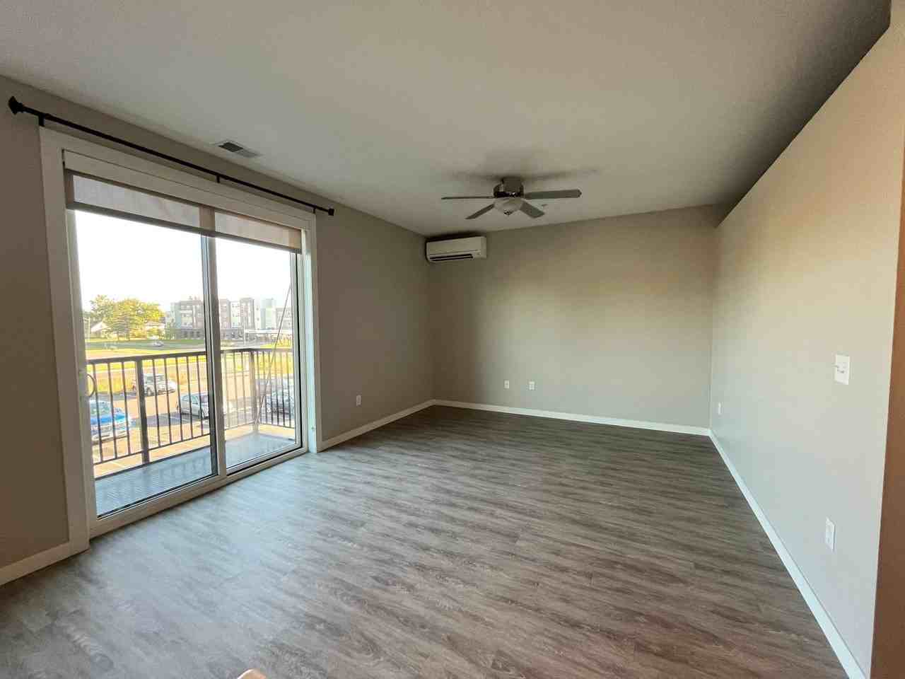 Central Falts - Photo 6 of 22