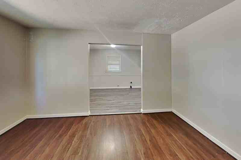 441 13th Ave Nw - Photo 2 of 17