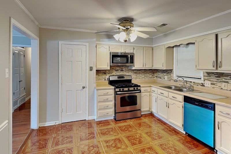 4048 Mintane Cv - Photo 4 of 20