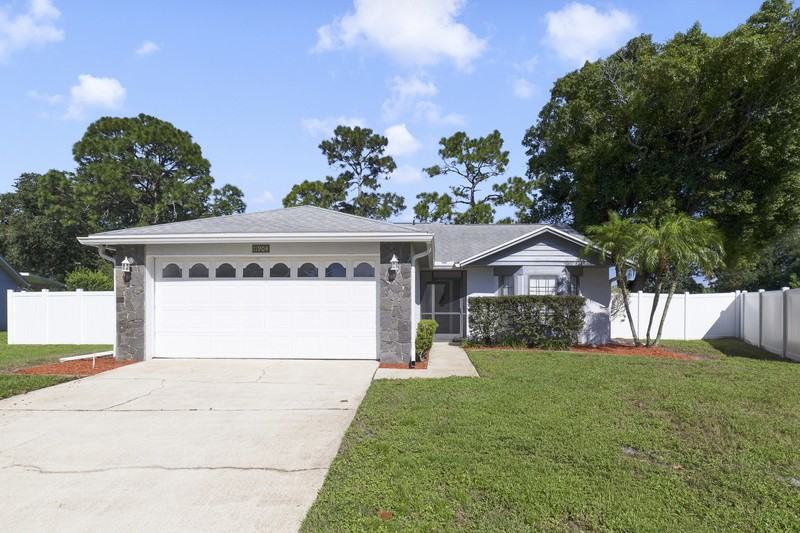 11904 Desmar Ct