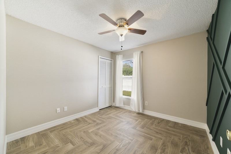 11904 Desmar Ct - Photo 5 of 11