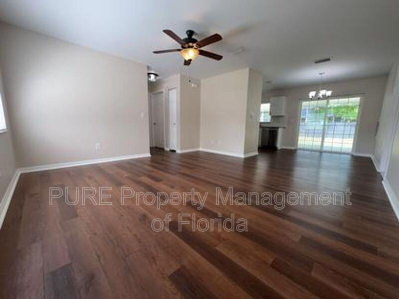 7529 Sw 78th Pl - Photo 4 of 50