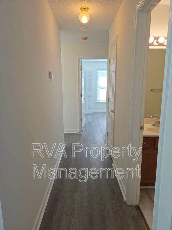 605 Sidney St - Photo 6 of 15