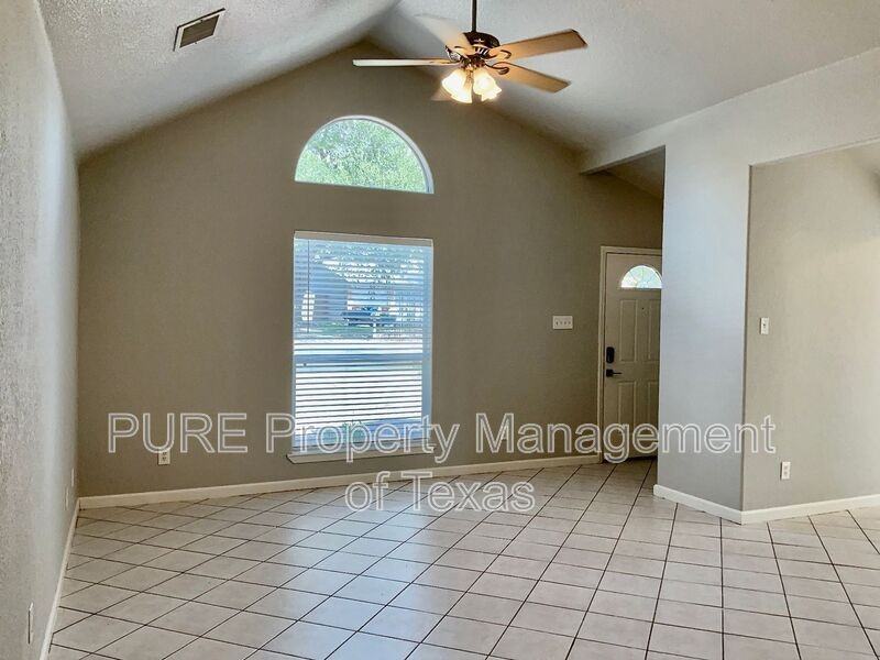 909 Hill Wood Dr #A - Photo 3 of 19