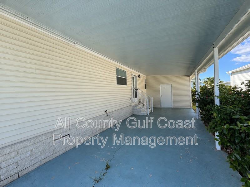 9808 Cape Haze Cir - Photo 2 of 18