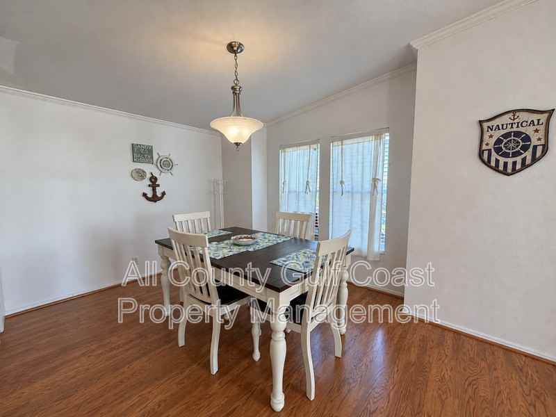 9808 Cape Haze Cir - Photo 5 of 18