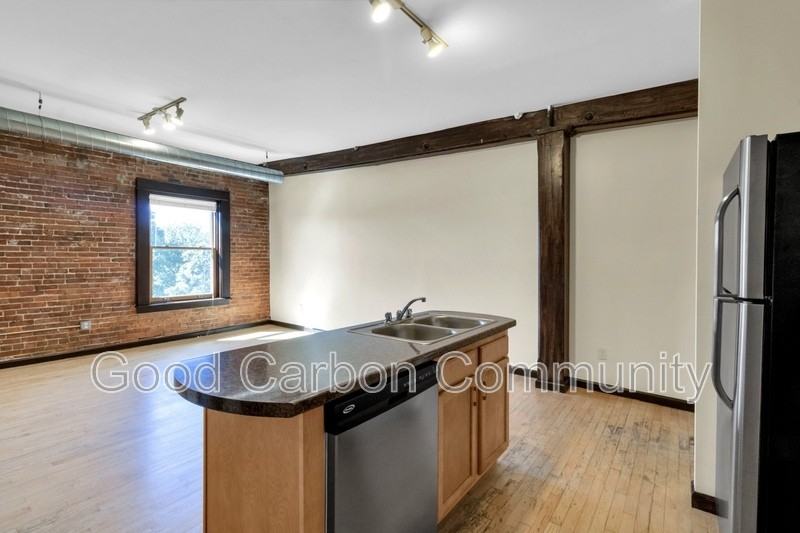 346 Connecticut St #501 - Photo 3 of 16