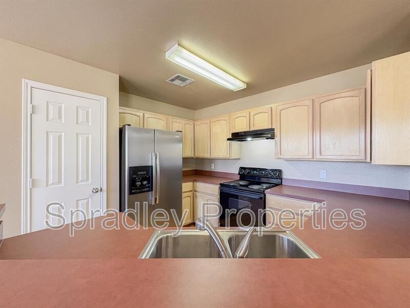 2318 Kingsbury Dr - Photo 5 of 19