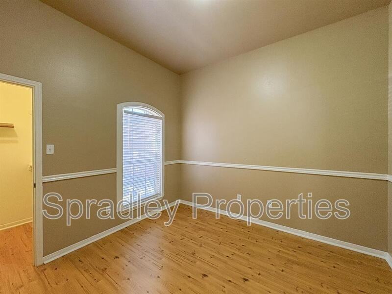 2318 Kingsbury Dr - Photo 7 of 19