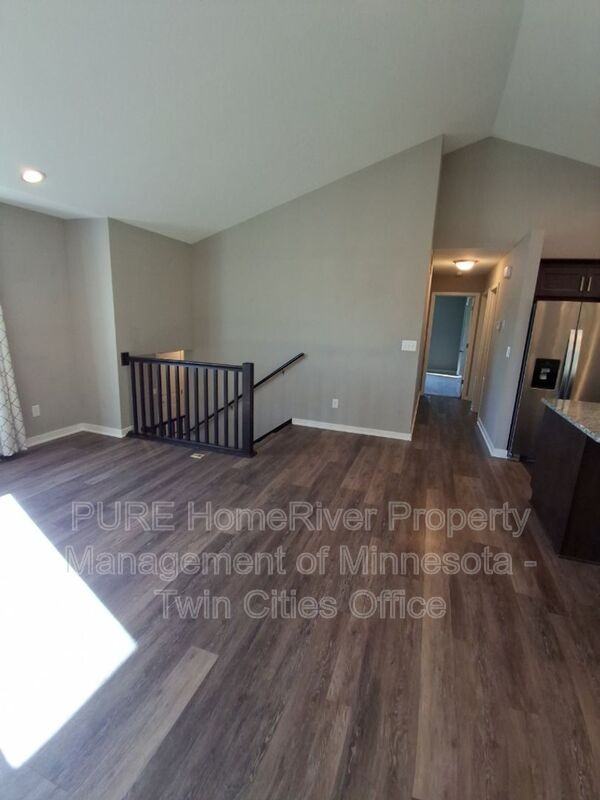 3453 Ridgeline Dr Se - Photo 3 of 28
