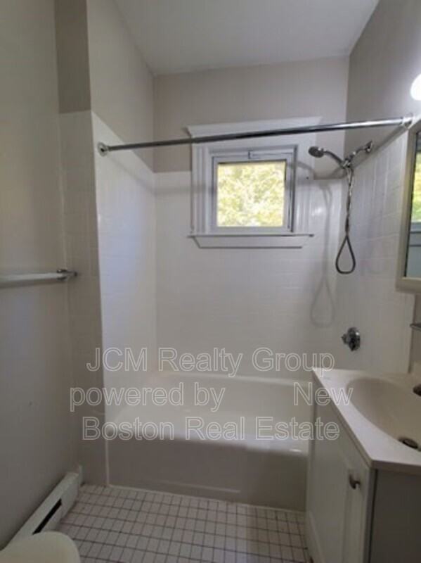 49 Fottler Rd - Photo 5 of 11