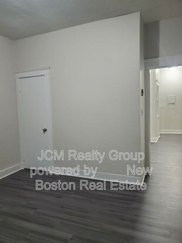 49 Fottler Rd - Photo 7 of 11
