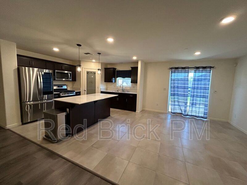 626 Heitz Ct - Photo 3 of 12