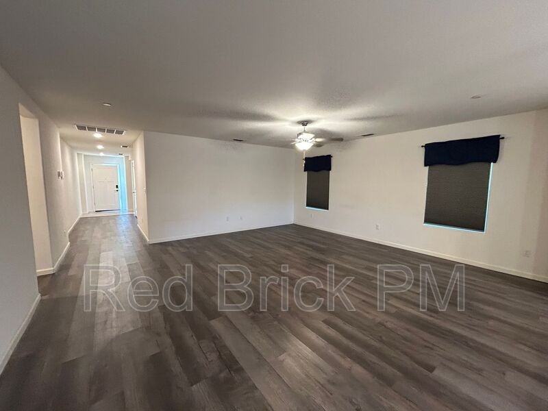 626 Heitz Ct - Photo 4 of 12
