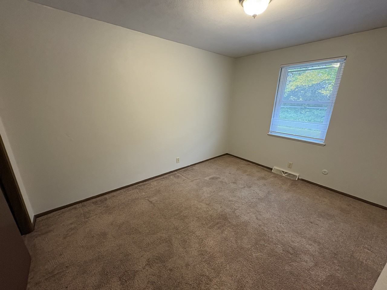 3220 North Molleck Drive #3226 - Photo 2 of 22