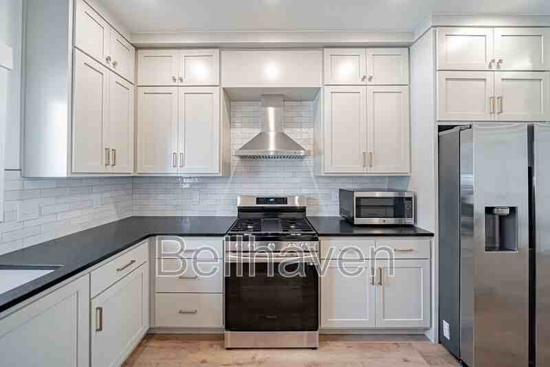 1378 Fremont Ave - Photo 3 of 17
