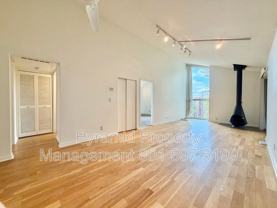 251 E St #18 - Photo 1 of 1