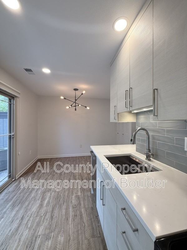 780 W Moorhead Cir #B - Photo 5 of 22