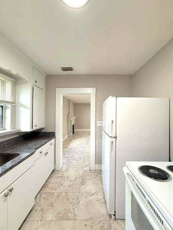 235 35th St S - Photo 7 of 50
