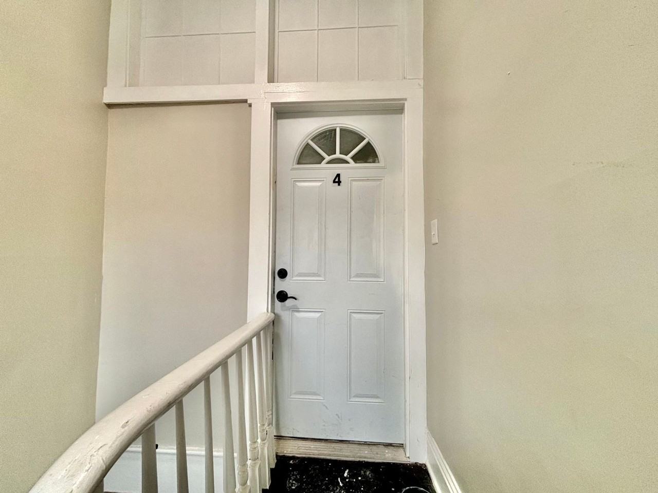 1206 S Preston St - Photo 2 of 11