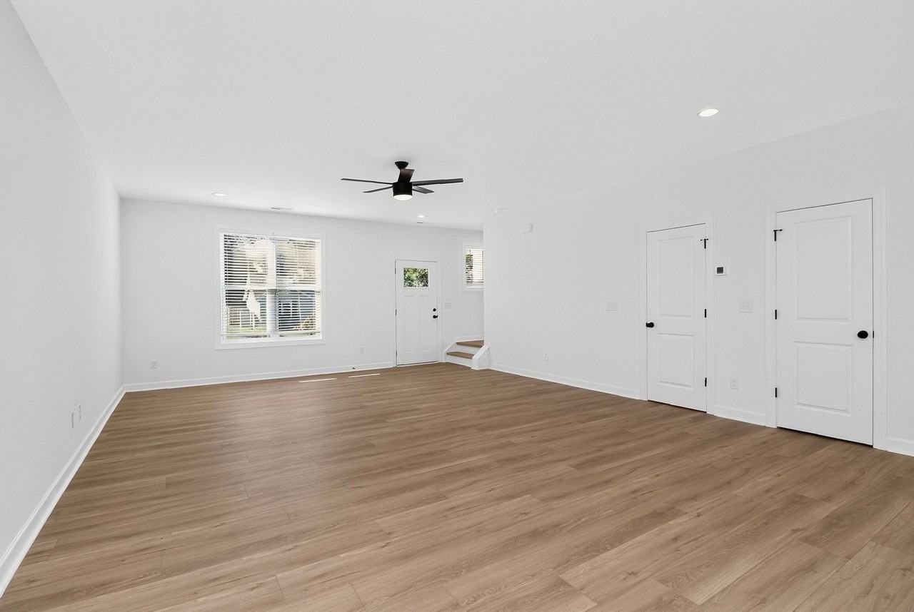 3914 Amerigo St - Photo 6 of 20