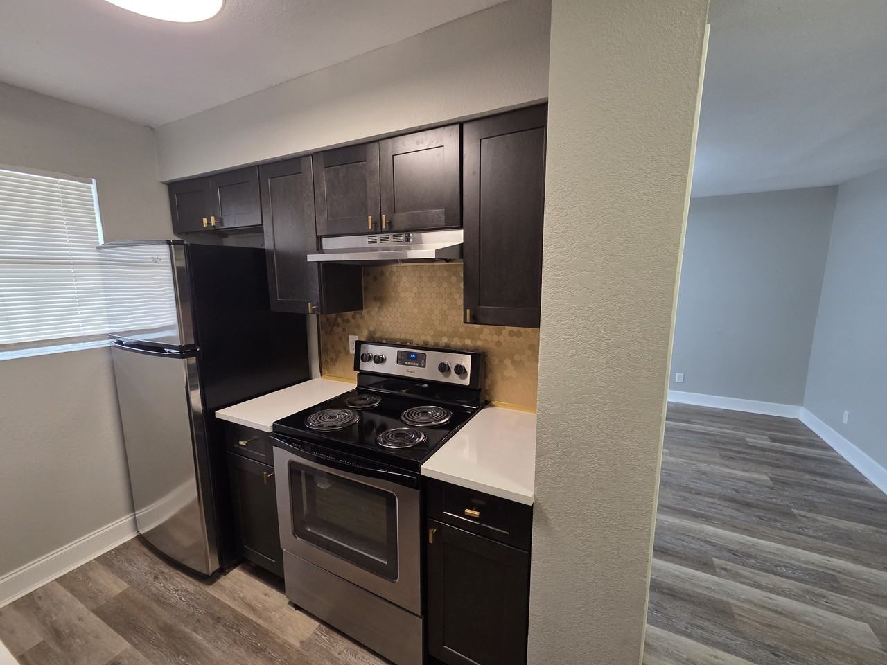 Harbour Apts** - Photo 5 of 9