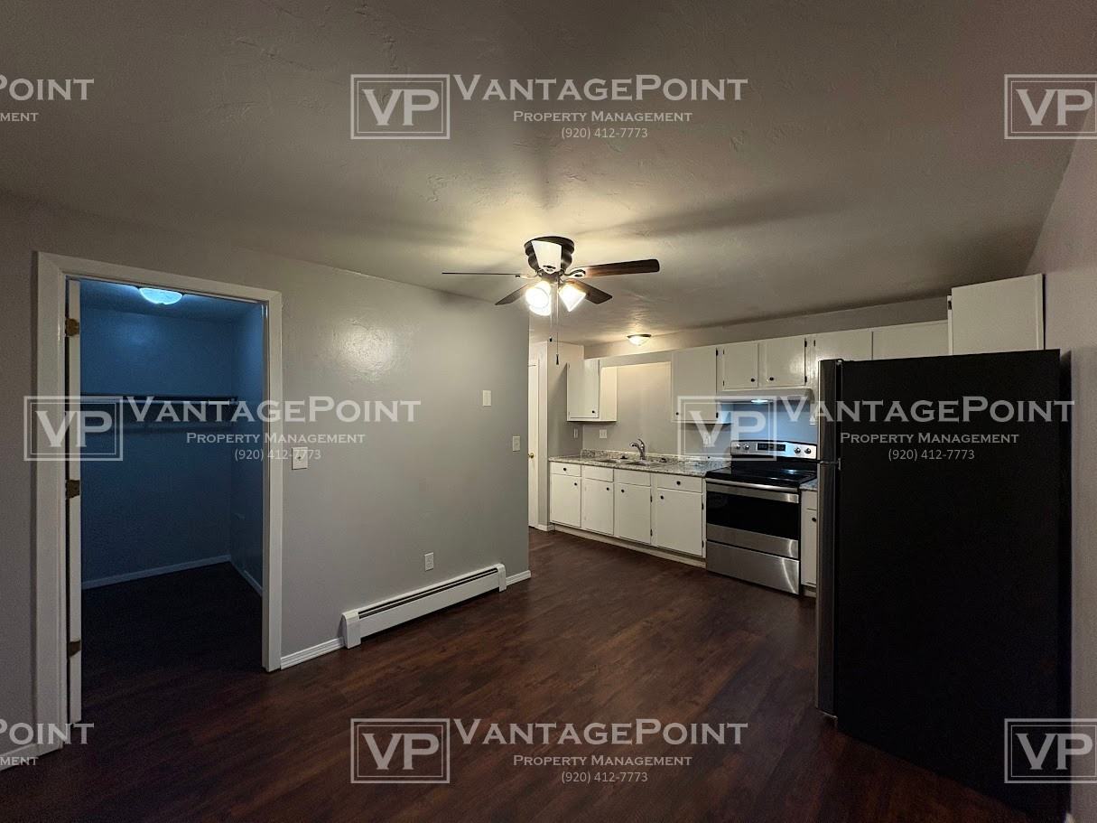 1028 Moraine Way - Photo 4 of 12