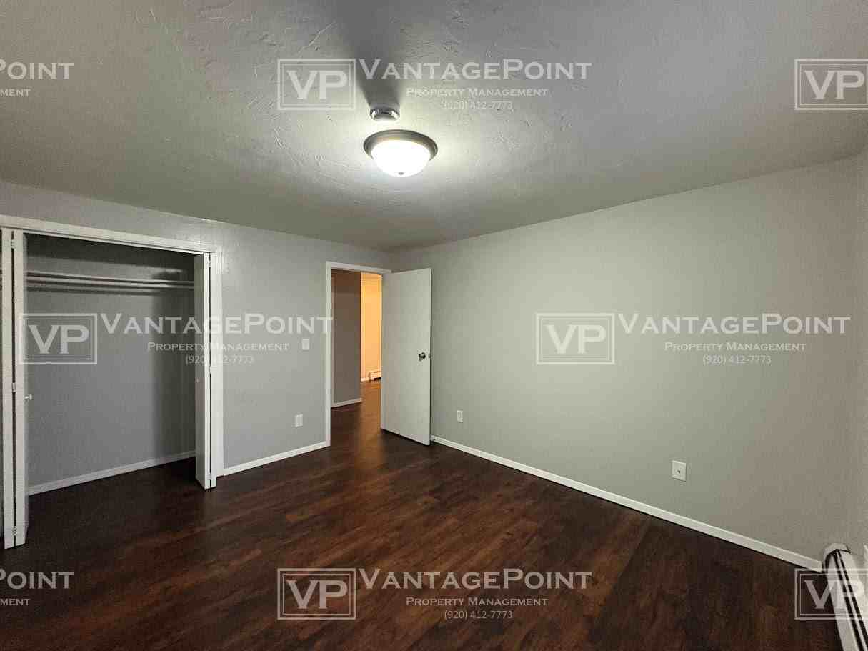 1028 Moraine Way - Photo 7 of 12