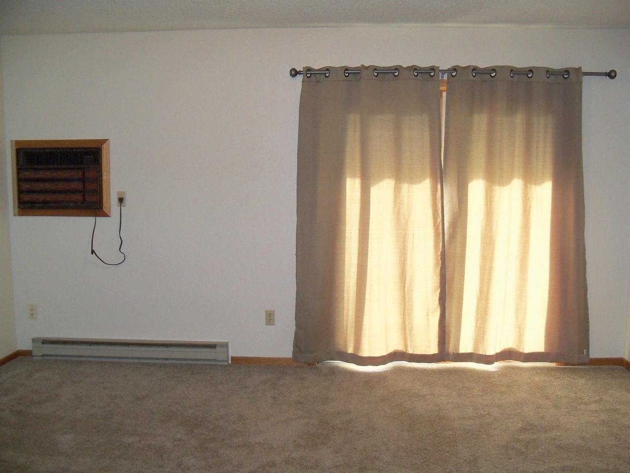 1350 Panners Place - Photo 5 of 10