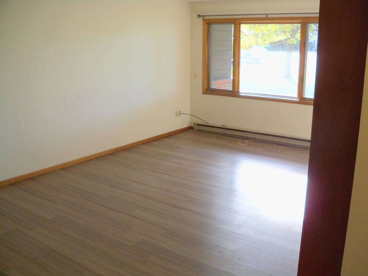 1350 Panners Place - Photo 6 of 10