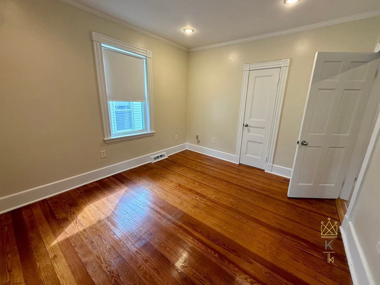 110A Chestnut St #2 - Photo 7 of 11