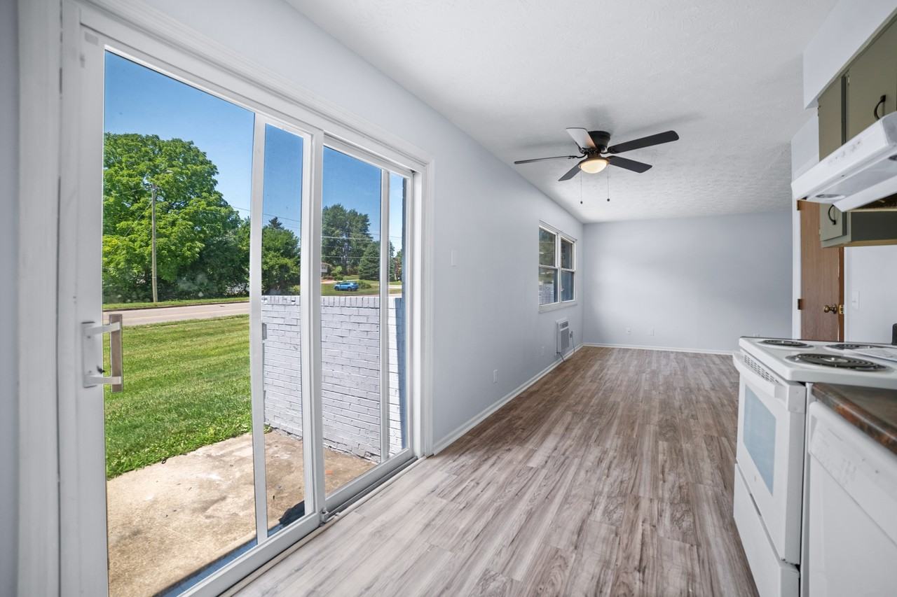 325 River Street - Photo 3 of 17