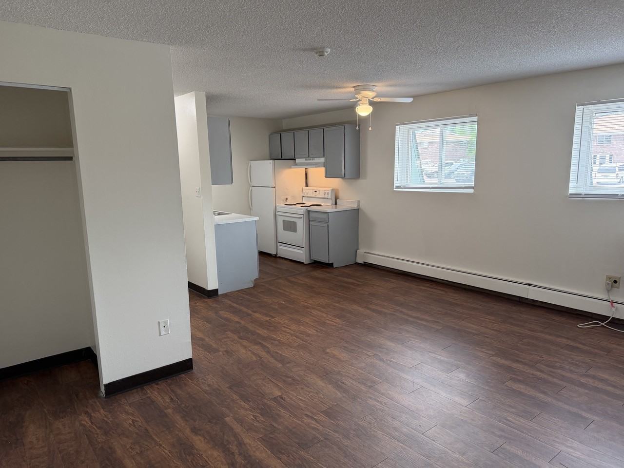 10527 West 6th Place - Photo 4 of 18
