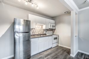 featured image of 3398 High Ridge Blvd