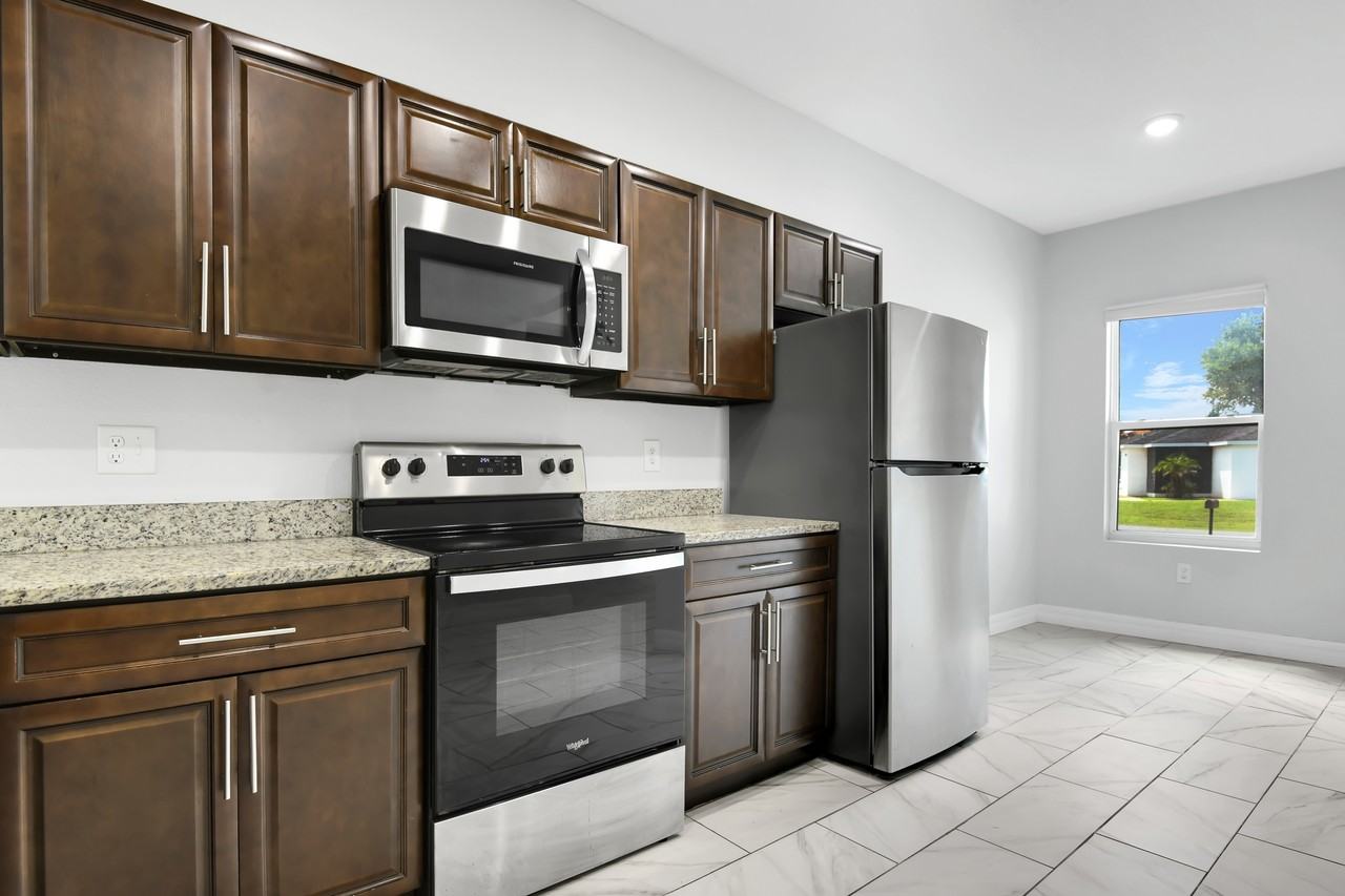 754 Mink Court - Photo 3 of 11