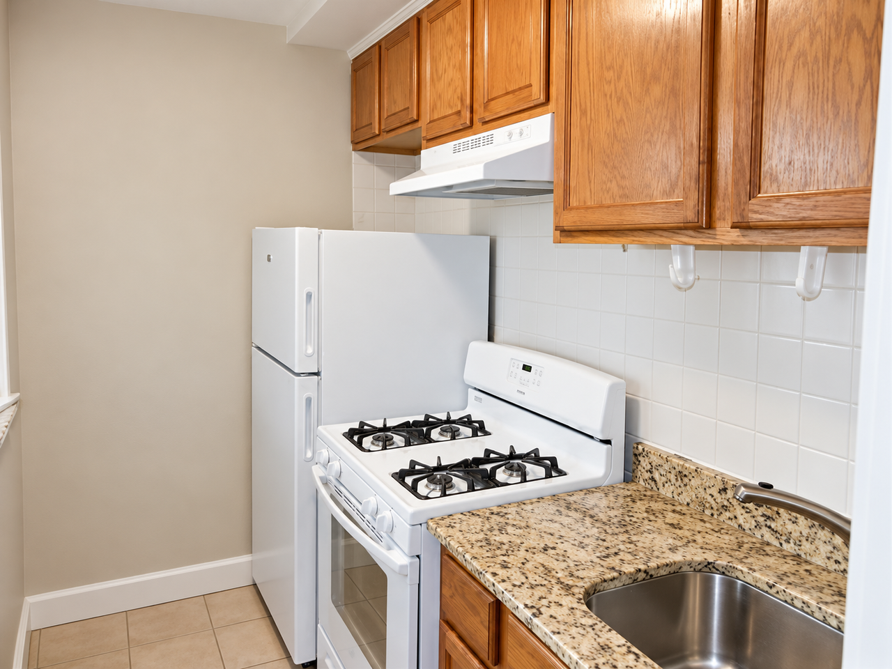 12 Bacon St #5 - Photo 3 of 6