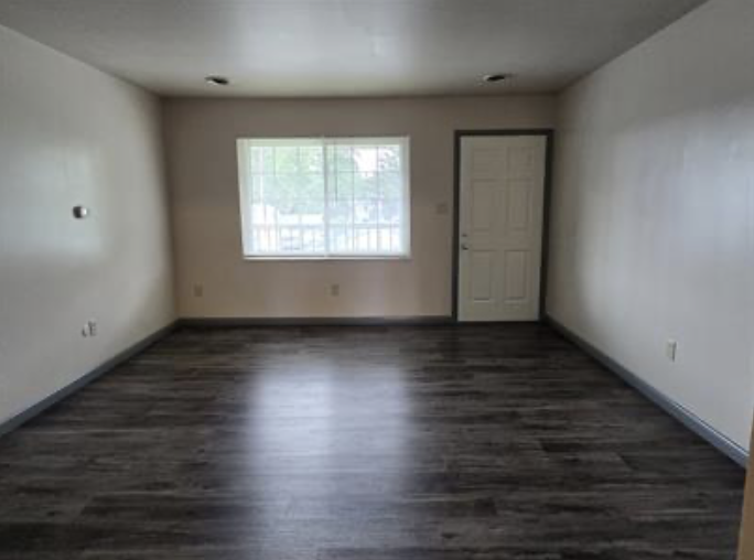 201 West Palmer Street - Photo 2 of 13