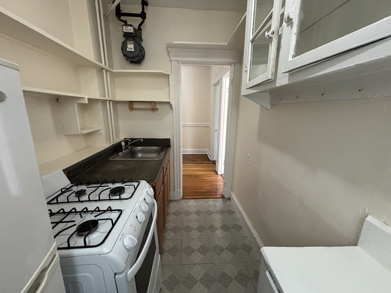 360 Riverway #12 - Photo 3 of 18